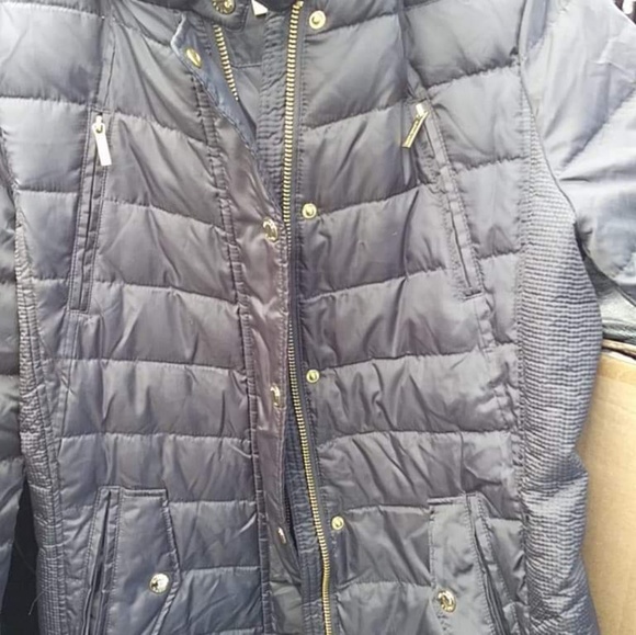 Michael Kors Puffer Jacket - Picture 2 of 4